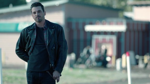 Season_1_Episode_4_The_Last_Picture_Show_FP_Jones_2