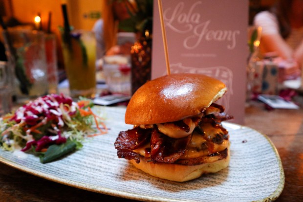 8833205106389355937_IMG_8566