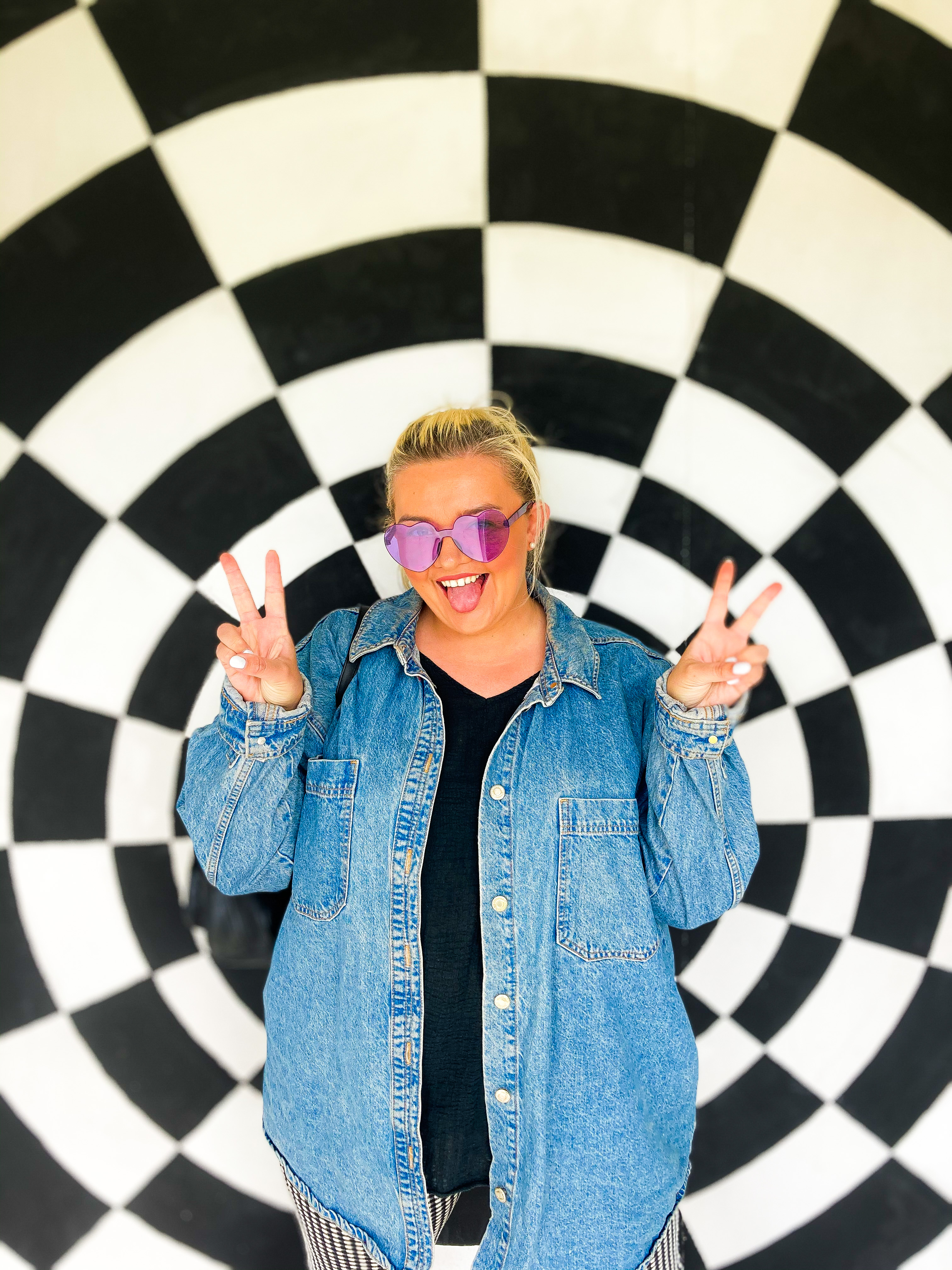 Alex Bergus August: The Debrief – Alex Burgess