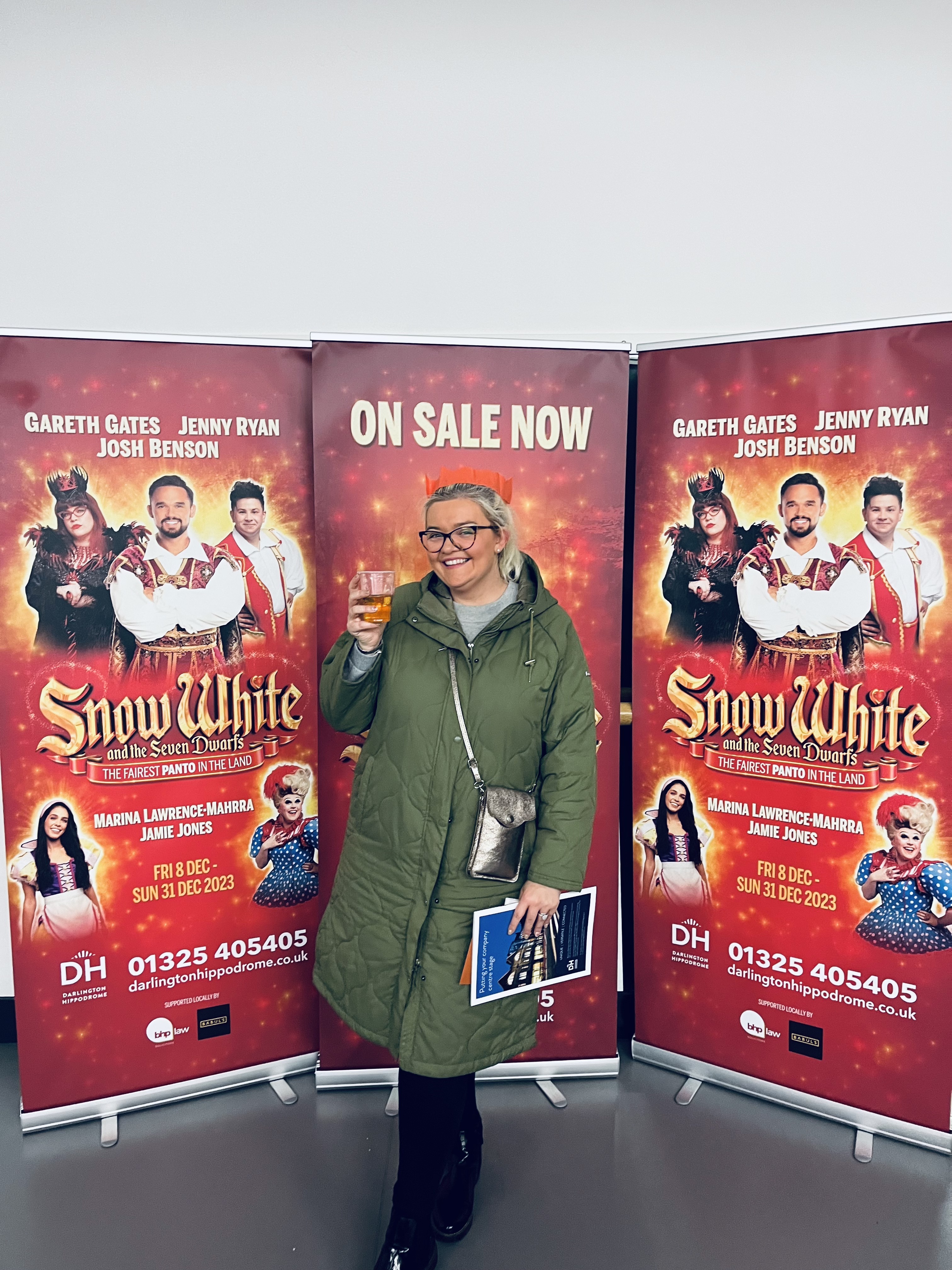 Snow White and the Seven Dwarfs Review – Alex Burgess