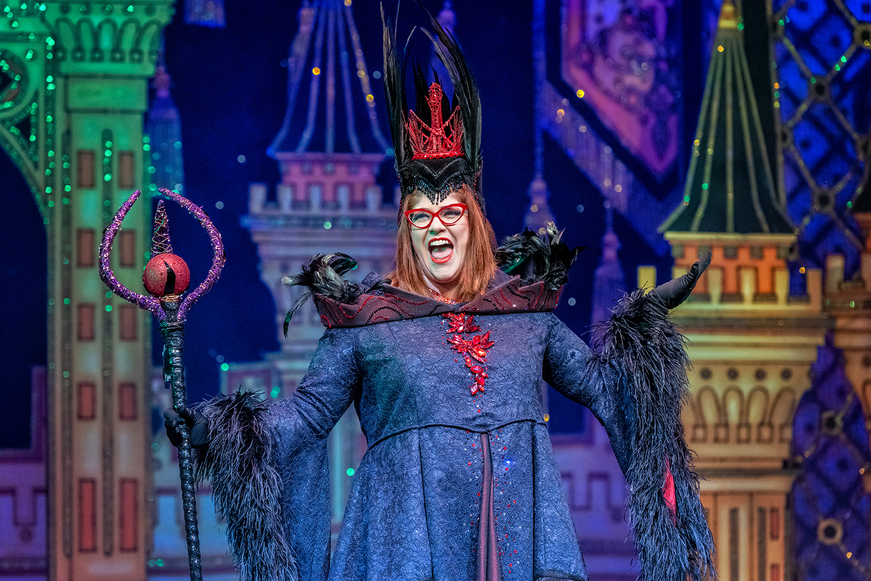 Alex Bergus Snow White and the Seven Dwarfs Review – Alex Burgess